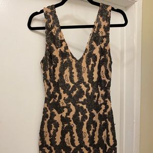 Luxe London Satin dress with Sequins 🙌🏼